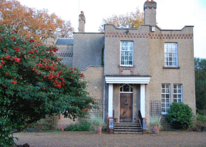 1. House / Cottage Exterior