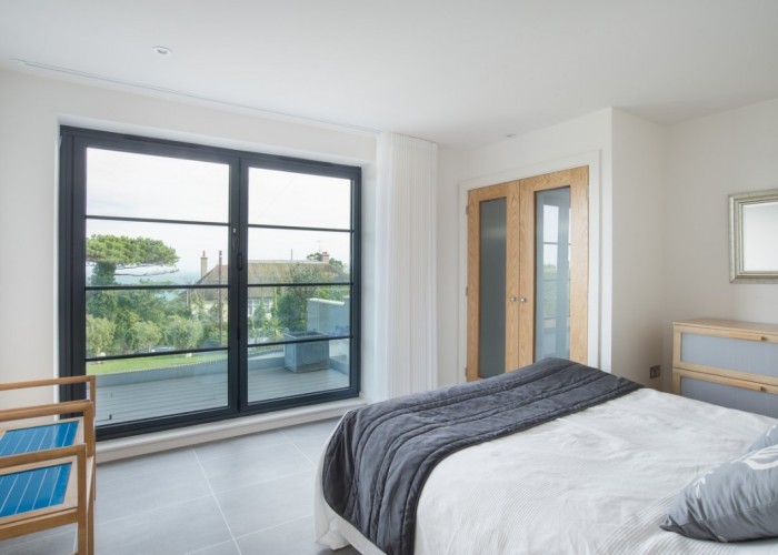 13. Bedroom (Double)