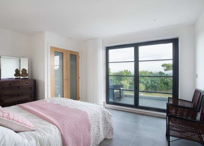 15. Bedroom (Double)
