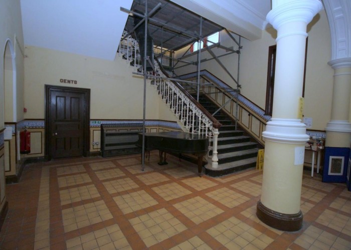 5. Hall
