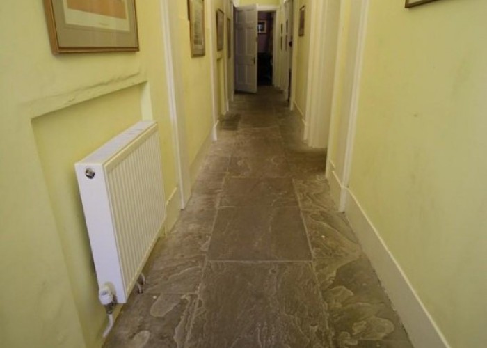 11. Corridor