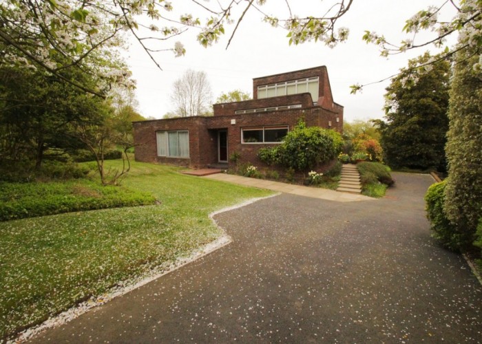 1. House / Cottage Exterior