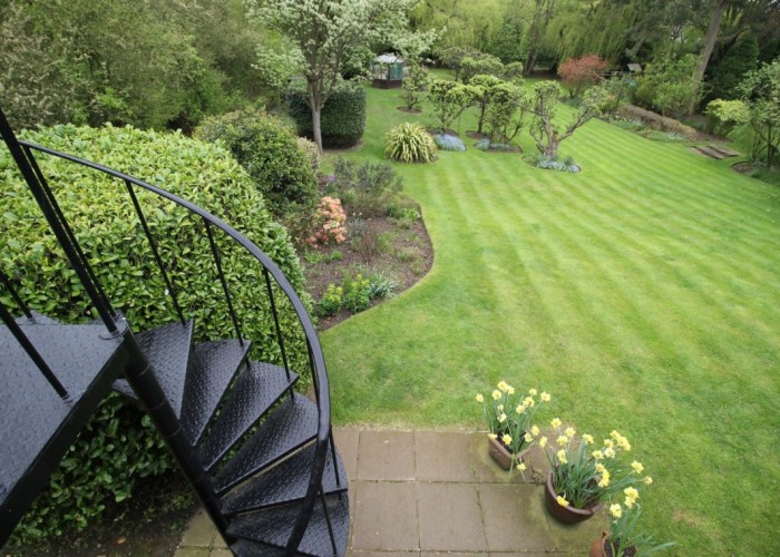 35. Gardens