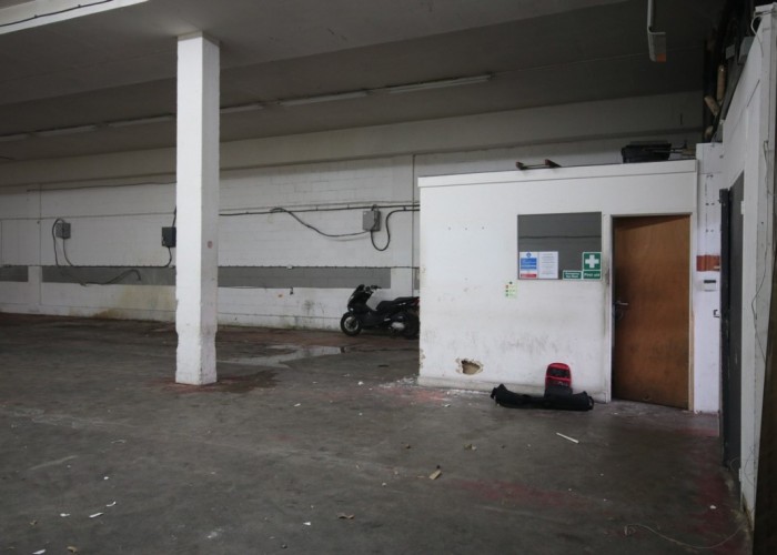 2. Warehouse (Light)