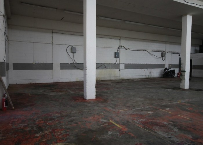 6. Warehouse (Scruffy)