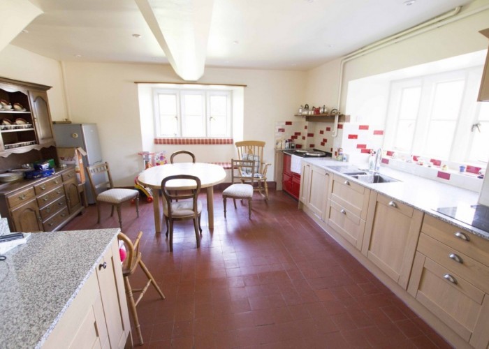 4. Kitchen (Wooden Units)