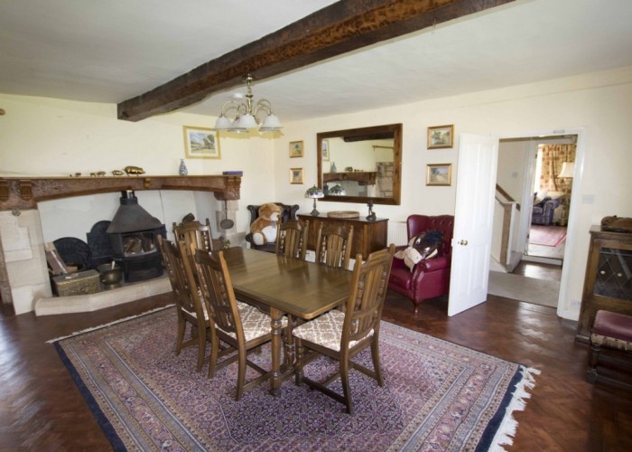 8. Diningroom