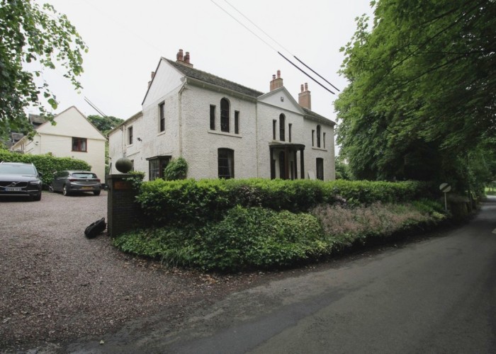 1. House / Cottage Exterior