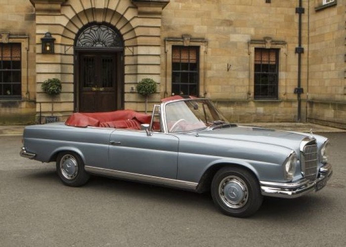 3. Car (Vintage)
