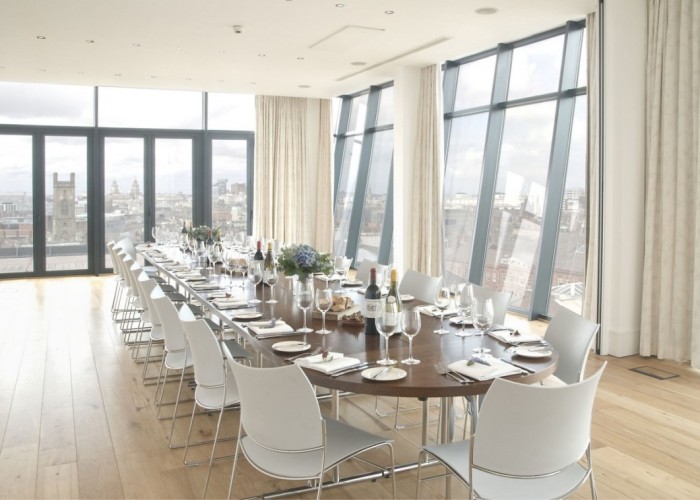 10. Diningroom