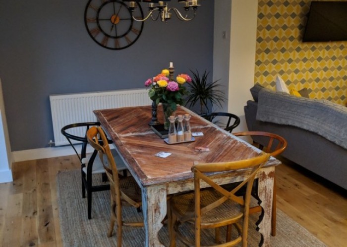5. Diningroom