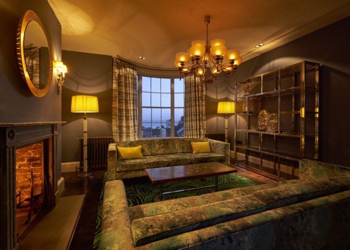 2. Livingroom