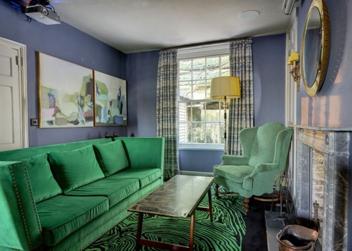 6. Livingroom
