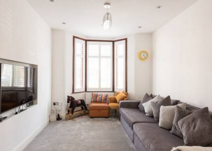 5. Livingroom