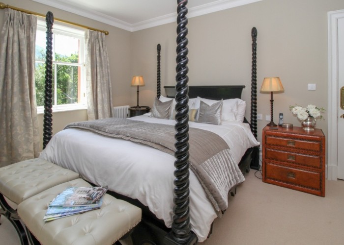 29. Bedroom (Master/En-Suite)
