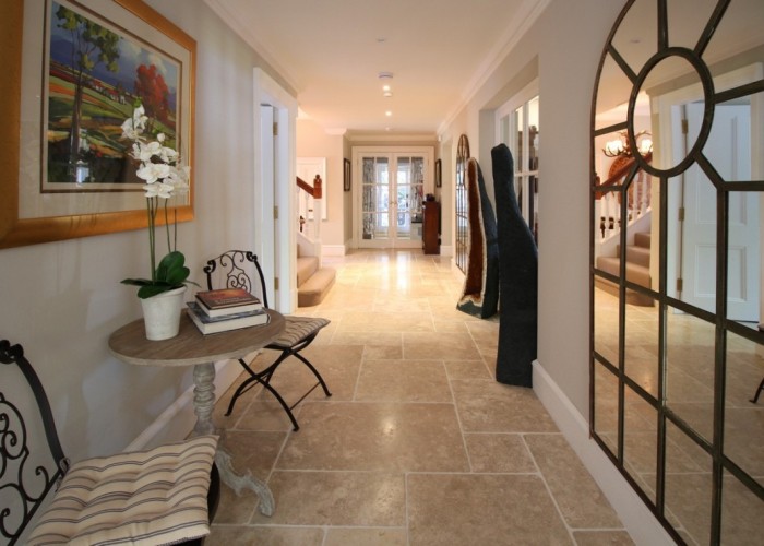 37. Hall