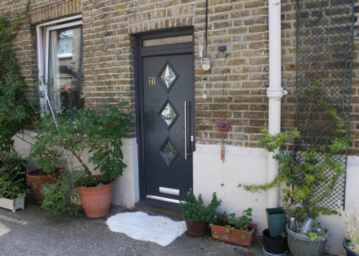 1. House / Cottage Exterior