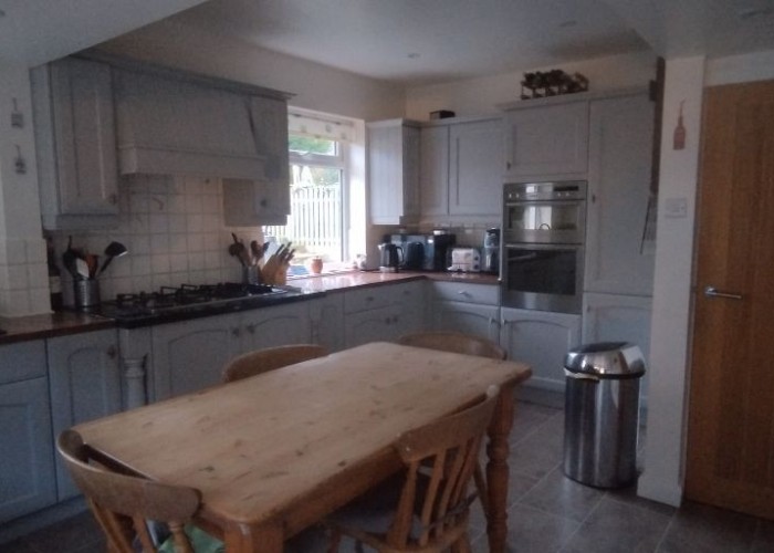 7. Kitchen (Coloured units), Kitchen With Table, Kitchen (Gas Hob)