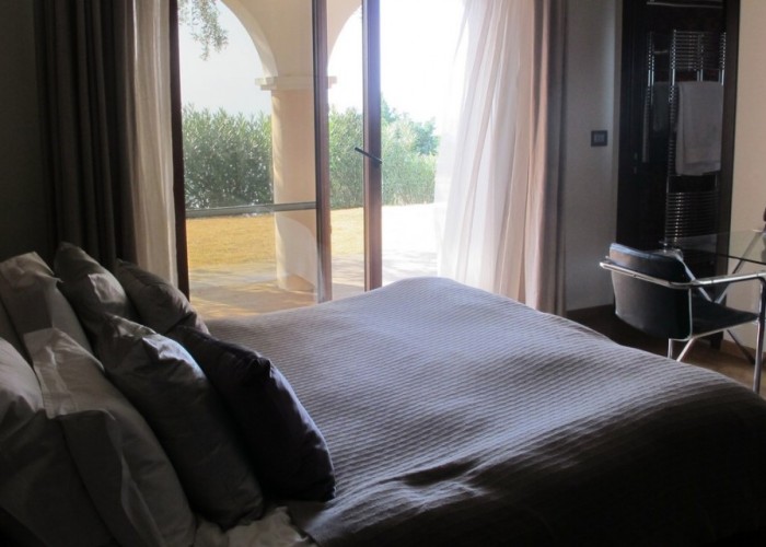 19. Bedroom (Double)