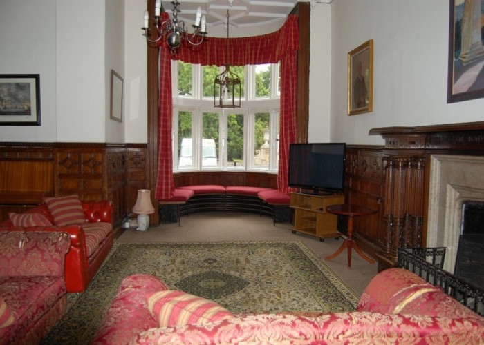 37. Livingroom