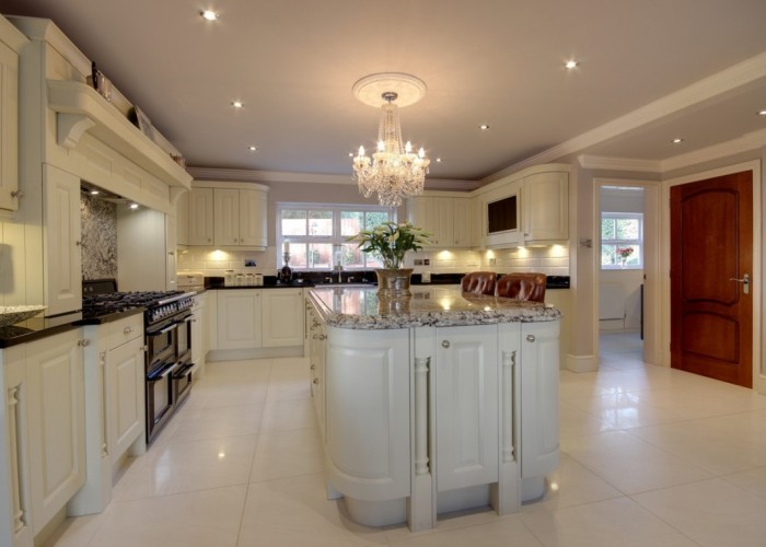 2. Kitchen (With Island)