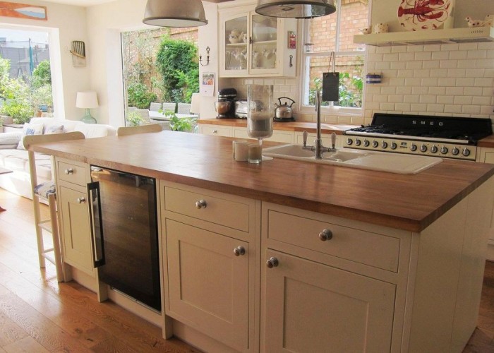 7. Kitchen