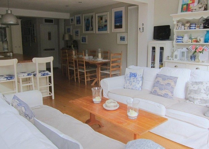 5. Livingroom, Diningroom