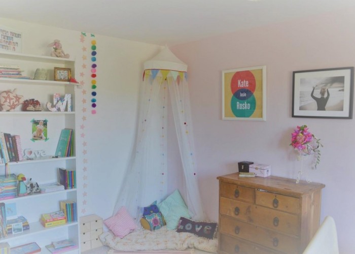 17. Bedroom (Childrens)