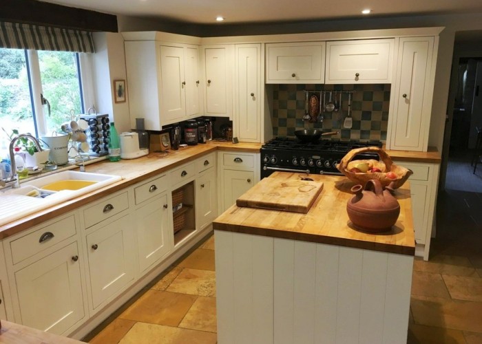 12. Kitchen (With Island)