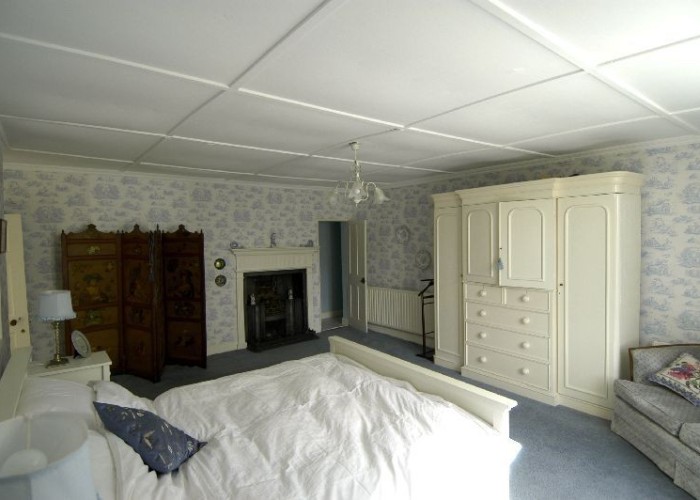 6. Bedroom (Double)