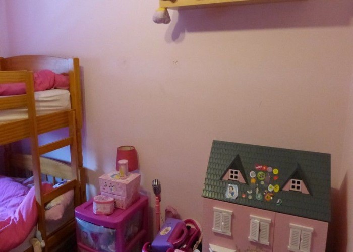 12. Bedroom (Childrens)