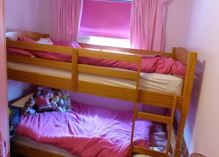 13. Bedroom (Childrens)