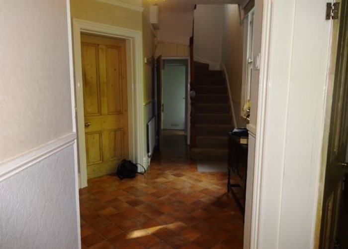 9. Hallway