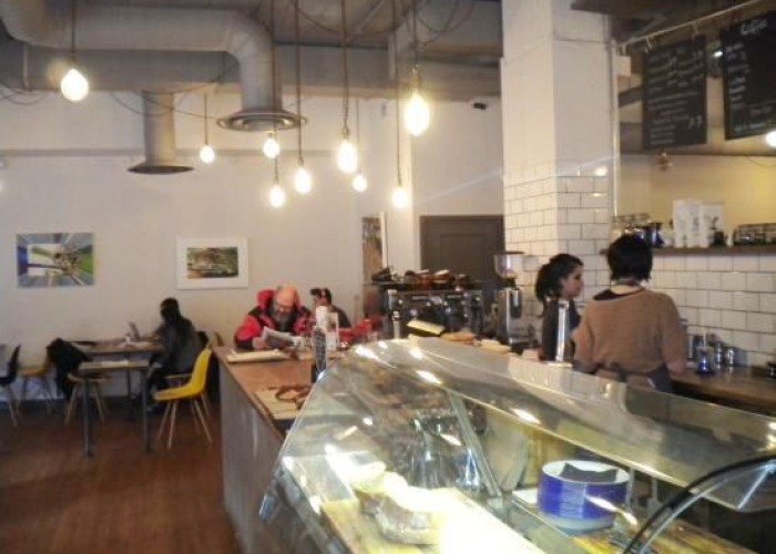 2. Cafe