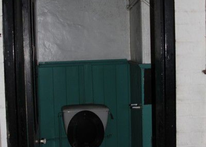 7. Toilet / Toilet Block