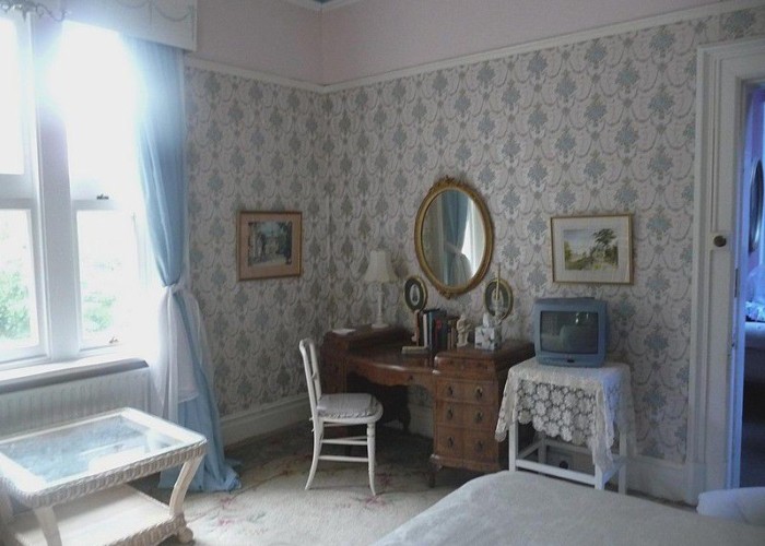 23. Bedroom
