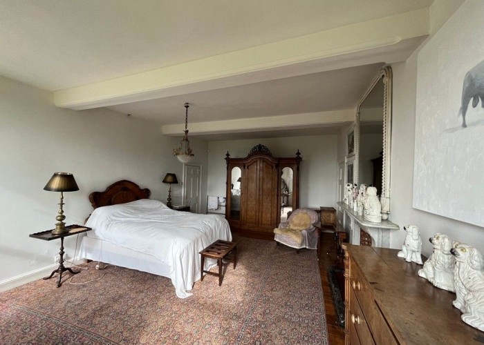 42. Bedroom (Double)