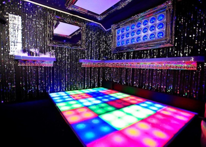 9. Pub / Bar / Club, Dance Floor, Nightclub