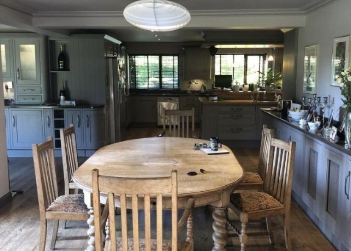 10. Diningroom