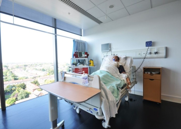 18. Props / Feature, Hospital Ward