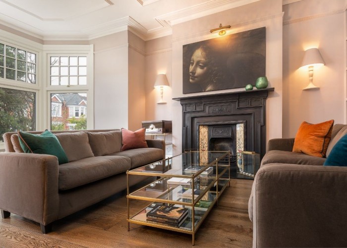 13. Livingroom, Fireplace