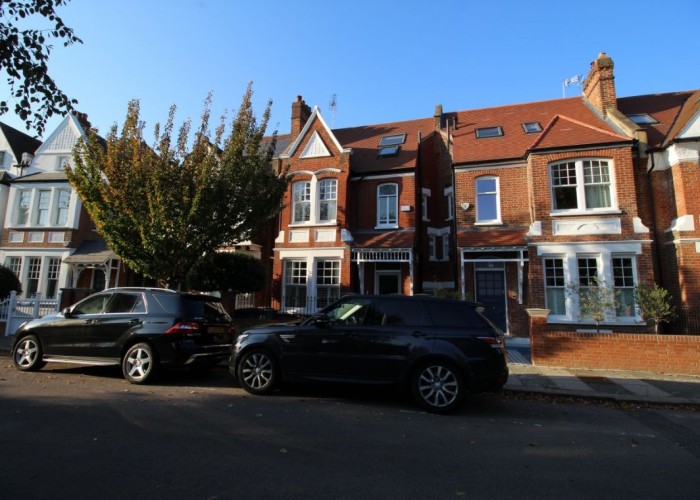 1. Exterior, House / Cottage Exterior