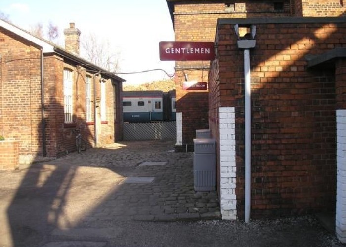 12. Toilet / Toilet Block