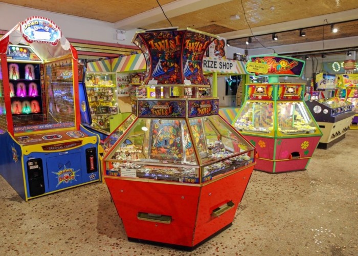 6. Open-space, Theme Park, Arcade Machines