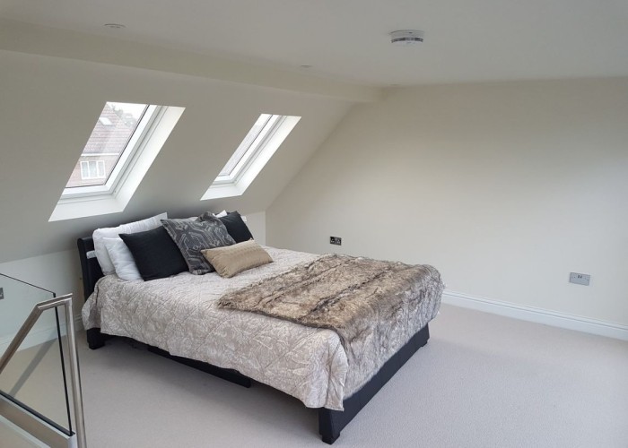 7. Bedroom (Master/En-Suite), Bedroom (Double)