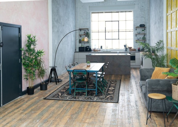 4. Kitchen, Kitchen With Table