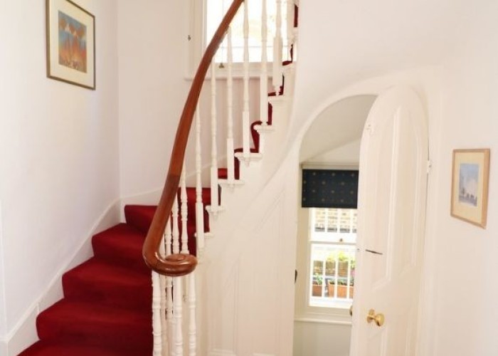 13. Staircase (Spiral)