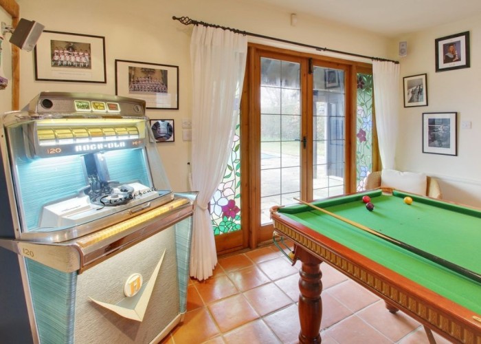23. Games Room, Billiards / Pool Room