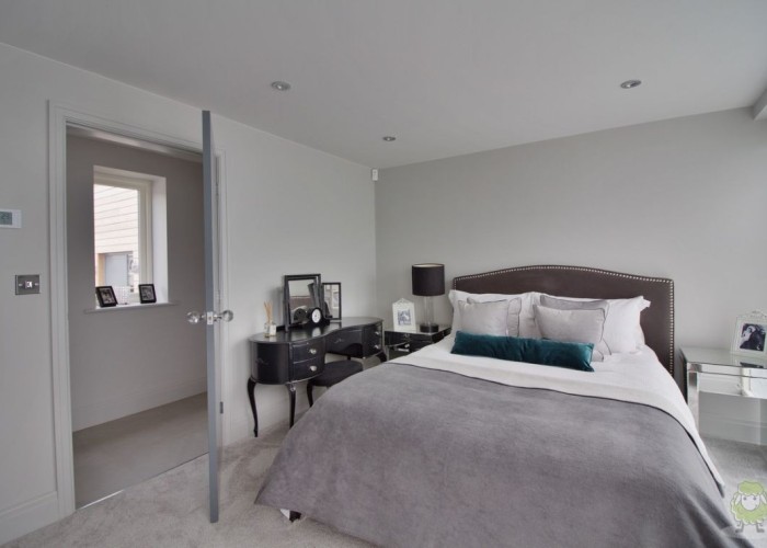 10. Bedroom (Double)
