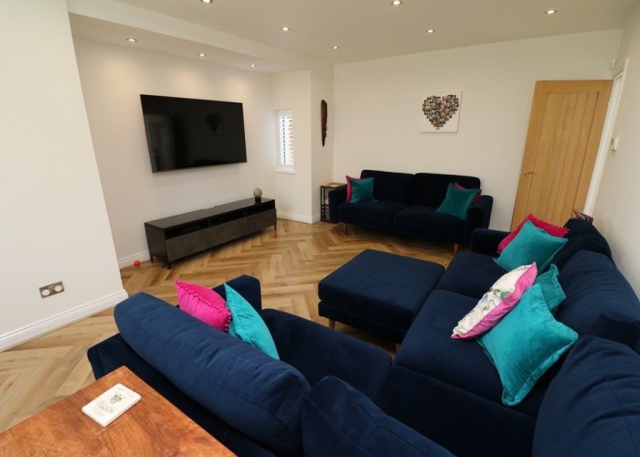11. Livingroom